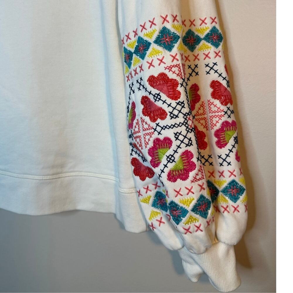 Boden Cream Embroidered Sleeve Sweatshirt Size 8 - Picture 2 of 10